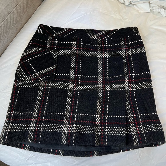 Loft plaid mini with front side slit. Sz16 - Picture 1 of 5